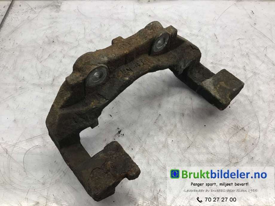 Bremsecaliper brakett til Peugeot Partner 2008-2015 (Type II, Fase 1)  (PEUGEOT|4404 J7|)
