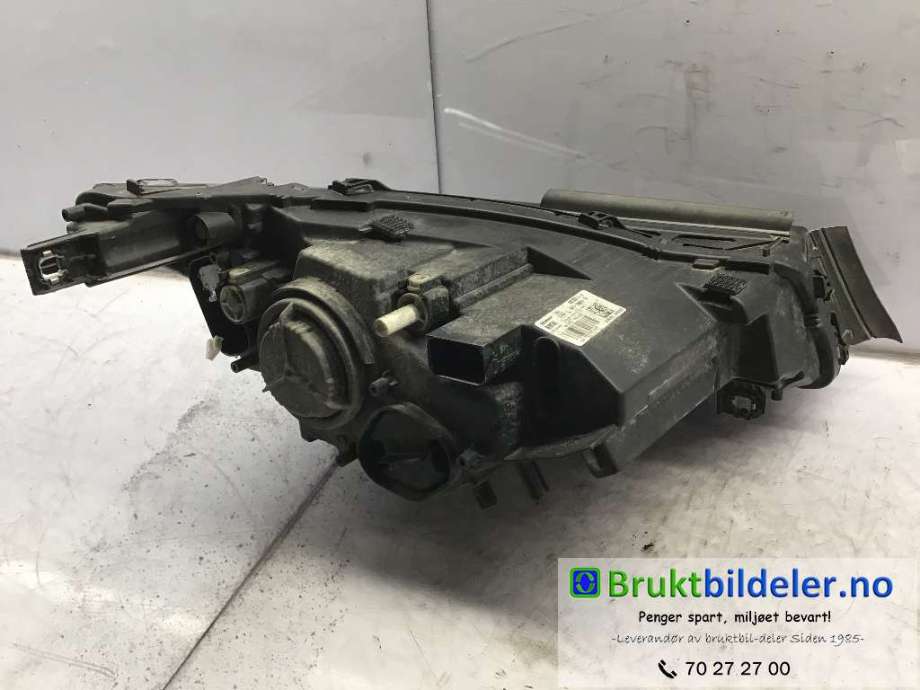 Frontlykt venstre halogen til BMW i3 2013-2022  (BMW|63.11-7398519-03|90073022|)