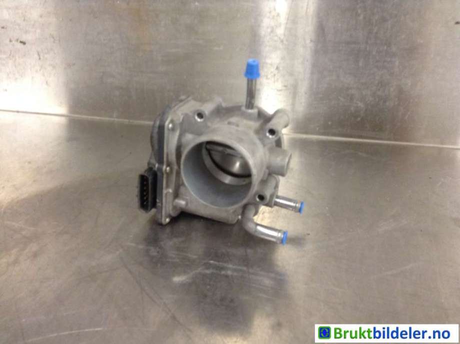 Spjeldhus til Hyundai i30 2012-2017 (Type II) (HYUNDAI|35100-2B300|1570 04Q20|)