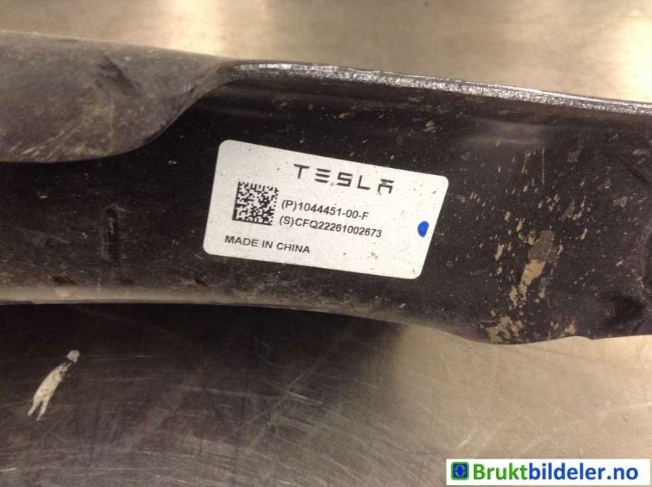 Bærebru høyre bak til Tesla Model Y 2021-2024 (Type I)  (1044451-00-F|)