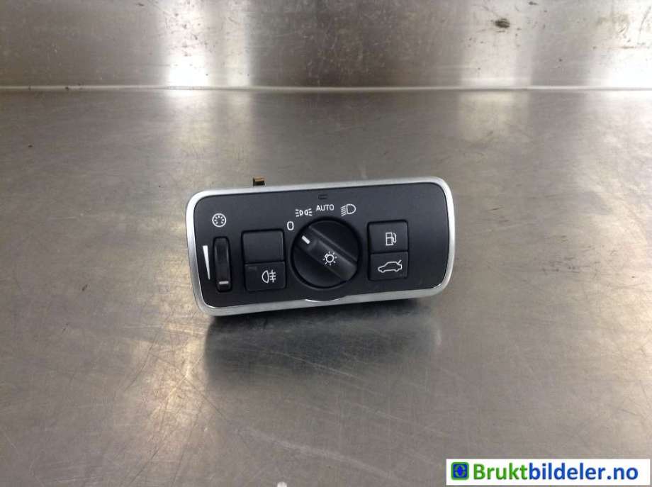 Bryter lys til Volvo V60/V60 CC, 2013-2018 (Type I, Fase 2)  (VOLVO|31443839)