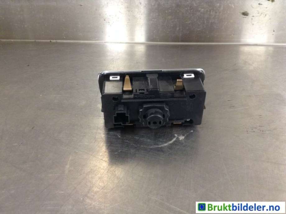 Bryter lys til Volvo V60/V60 CC 2013-2018 (Type I, Fase 2) (VOLVO|31443839|)
