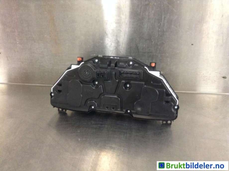 Instrumentpanel til Toyota C-HR 2016-->>  (TOYOTA|83800 F4240|A2C38980602|)