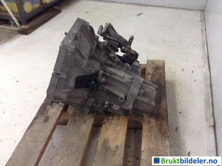 Girkasse manuell til Opel Combo D 2012-2018  (OPEL|55273158|C510|)