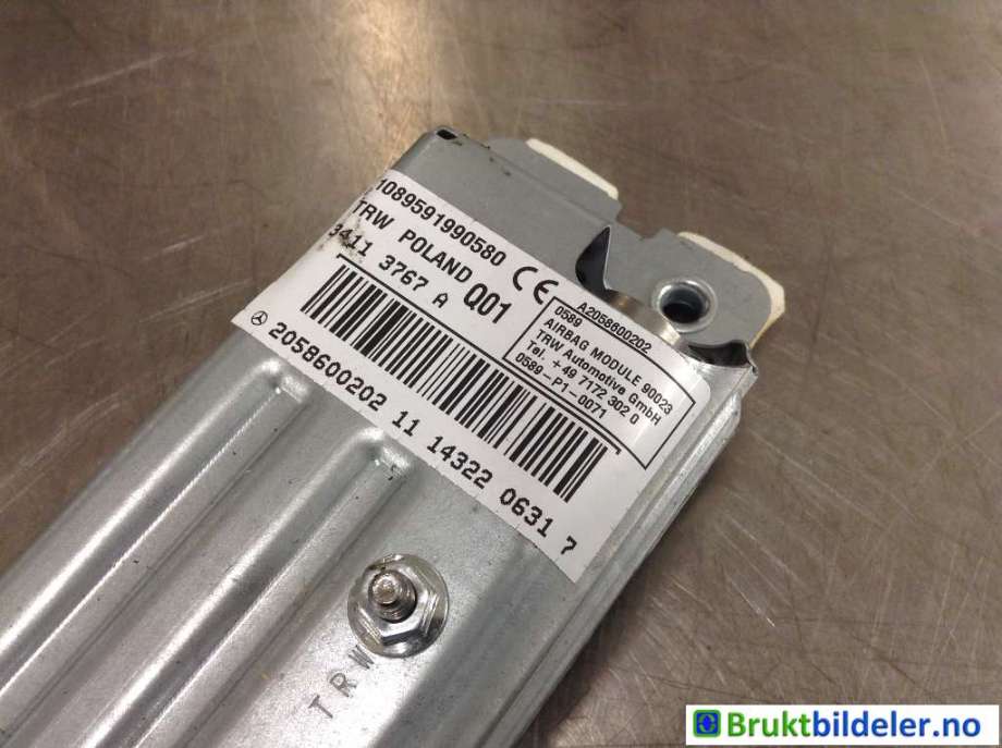 Airbag kne til Mercedes C-Klasse 2014-2018 (Fase 1) (W205) (W205) (MERCEDES|205 860 02 02|34113767 A|)