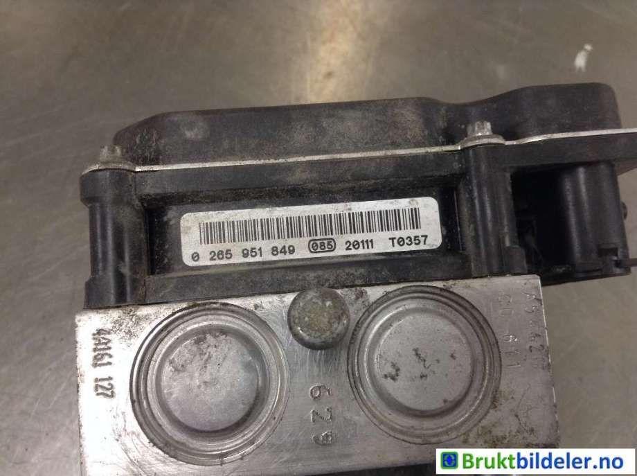 ABS sentral til Nissan Qashqai 2010-2014 (Type I, Fase 2) (NISSAN|47660BB50A|0 265 252 020|0 265 951 849)