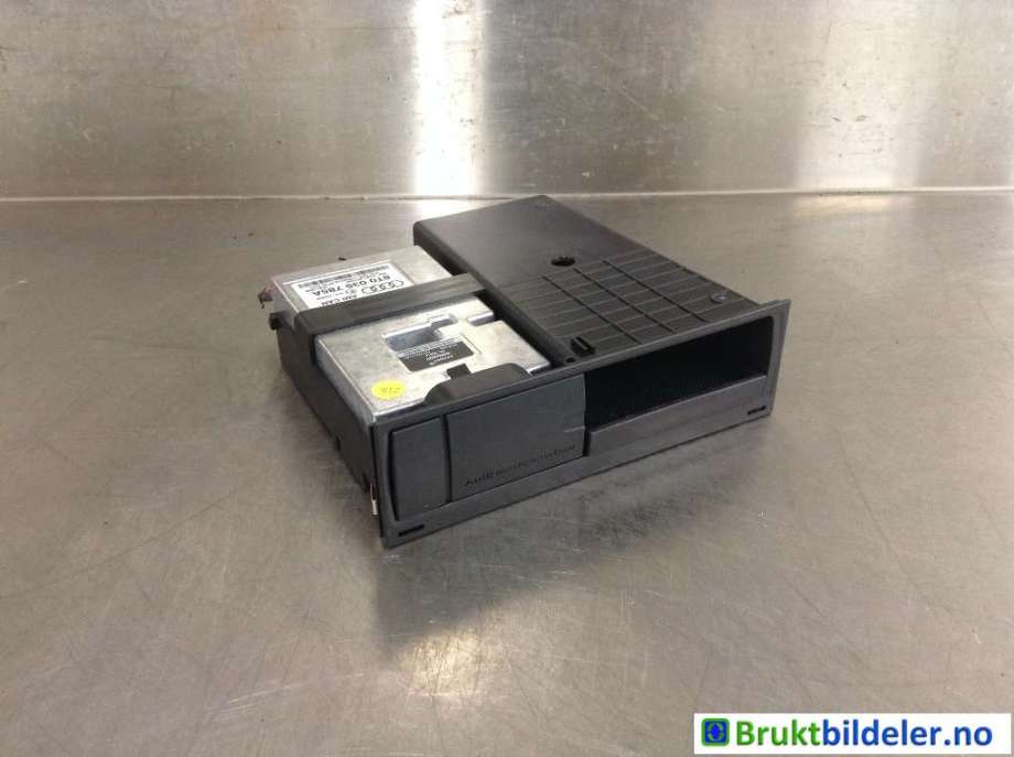 Bilstereo diverse til Audi A4, 2007-2014 (Type IV) (B8) (B8) (AUDI|8T0 035 785 A)