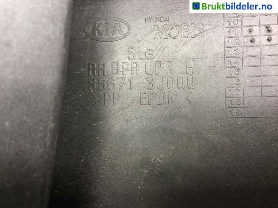 Støtfangerving høyre bak til Kia Sportage 2010-2016 (Type III)  (KIA|86672-3U000|)
