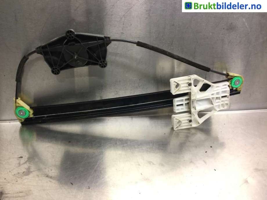 Ruteheis til Audi Q5 2012-2017 (Type I, Fase 2)  (AUDI|8R0 839 462 D|)