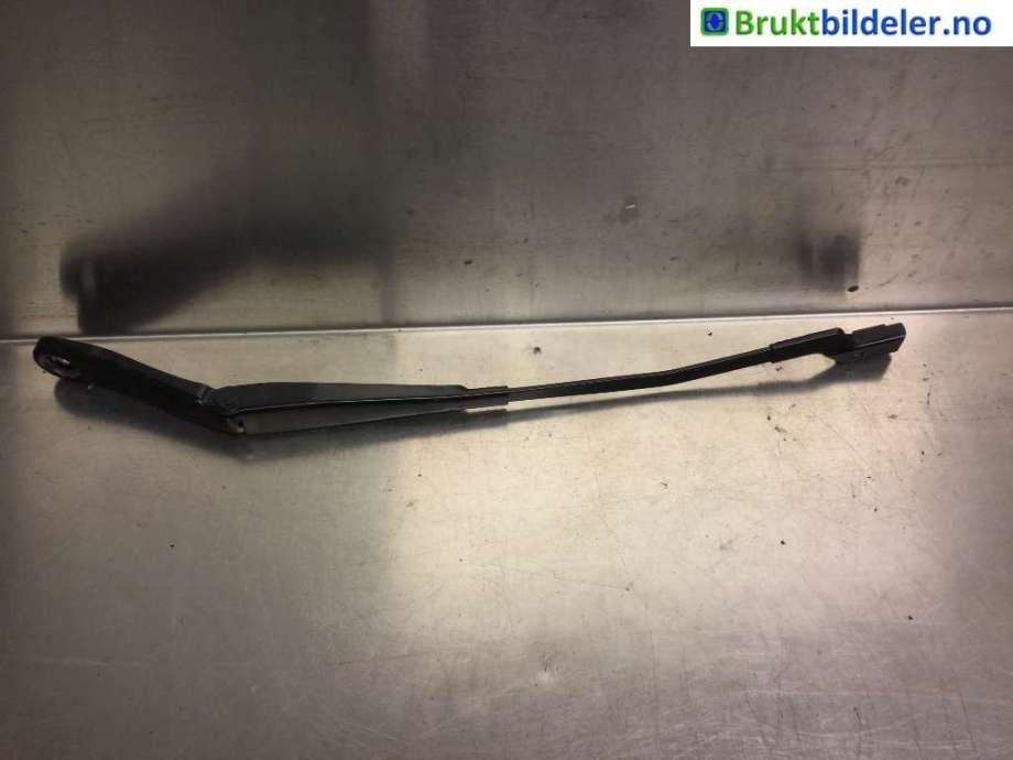 Viskerarmer frontrute til Volvo V60/V60 CC, 2013-2018 (Type I, Fase 2)  (VOLVO|30753504)