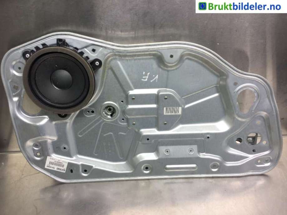 Ruteheis venstre foran til Volvo V60/V60 CC 2013-2018 (Type I, Fase 2)  (VOLVO|30753143|)