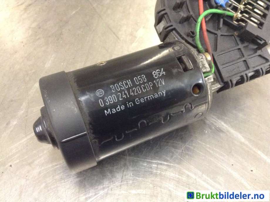 Viskermotor frontrute til Mercedes E-Klasse 1995-2000 (Fase 1) (W210) (W210) (MERCEDES||0 390 241 420)