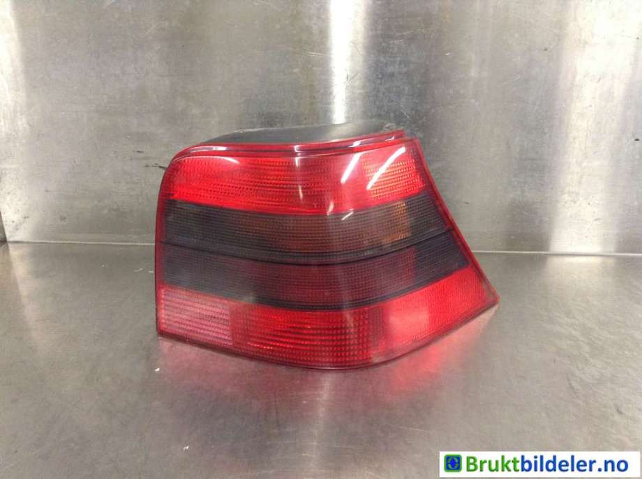 Baklykt venstre til VW Golf IV, 1998-2003  (VOLKSWAGEN|1J6 945 111 S)