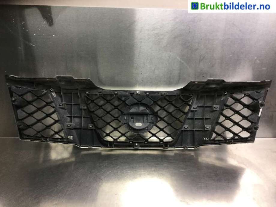 Grill til Nissan Navara 2005-2010 (Fase 1) (D40) (D40) (NISSAN|62310 EB400|)