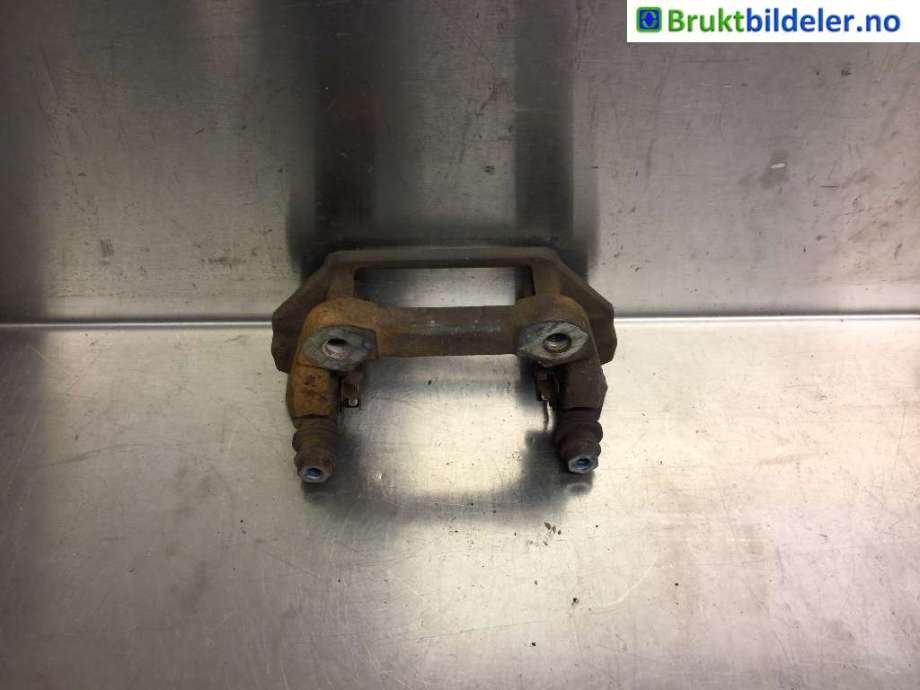 Bremsecaliper brakett til Volvo V60/V60 CC, 2013-2018 (Type I, Fase 2)  (VOLVO|8603729)