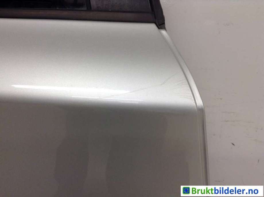 Dør høyre bak til BMW 1-Serie 2004-2011 (E81/E82/E87/E88) (E81/E82/E87/E88) (BMW|41 52 7 191 018|)