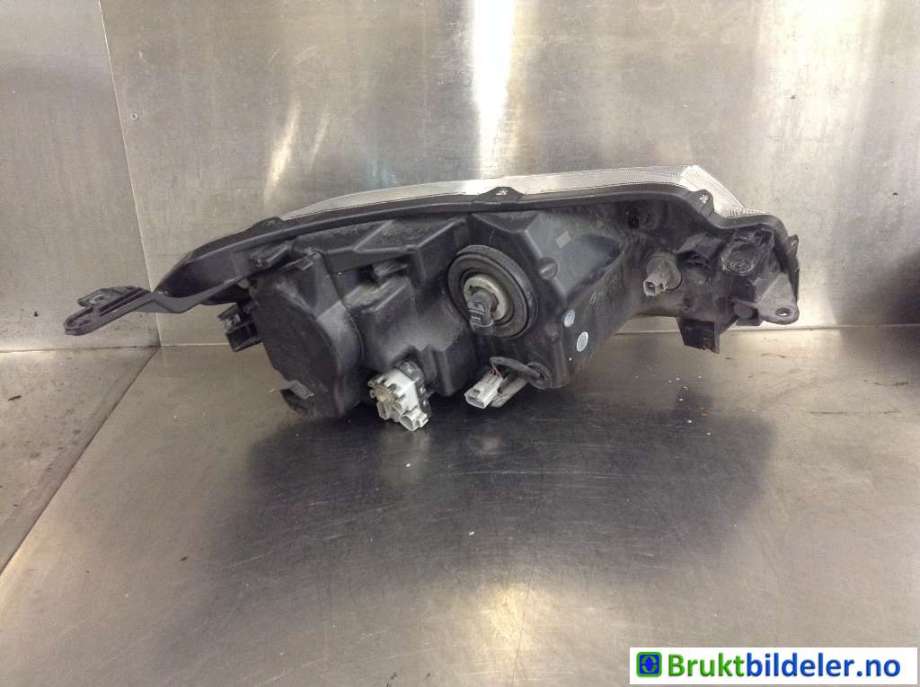 Frontlykt venstre halogen til Suzuki Vitara 2015-->> (Type IV)  (SUZUKI|35120-74S00|)