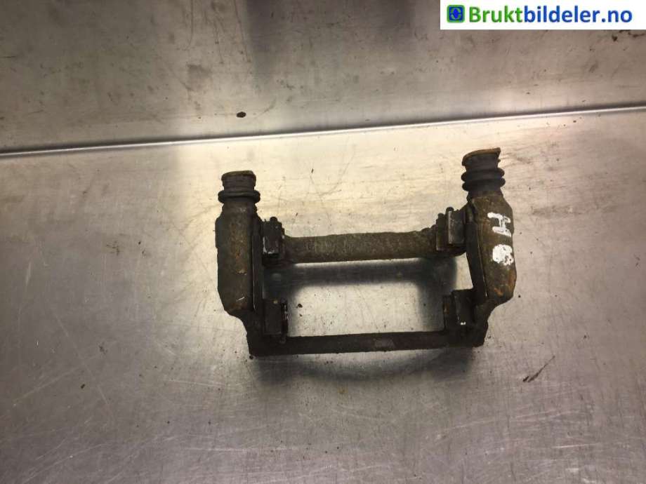 Bremsecaliper brakett til VW Transporter / Caravelle 2015-2019 (T6) (T6) (VOLKSWAGEN|7H0 615 425 A|)