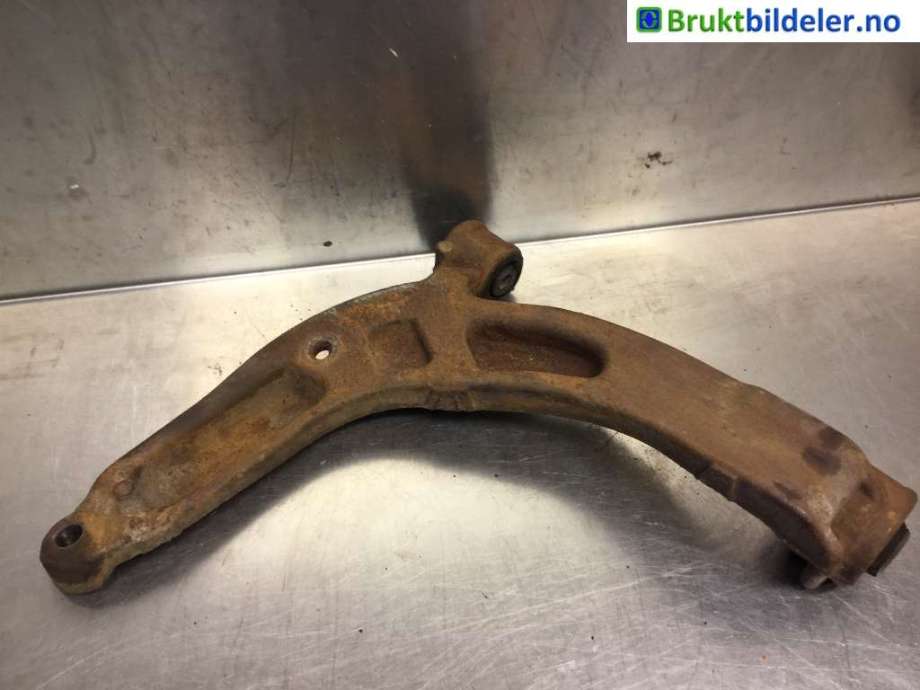 Bærebru høyre foran nedre til VW Transporter / Caravelle 2015-2019 (T6) (T6) (VOLKSWAGEN|7E0 407 152 B|)