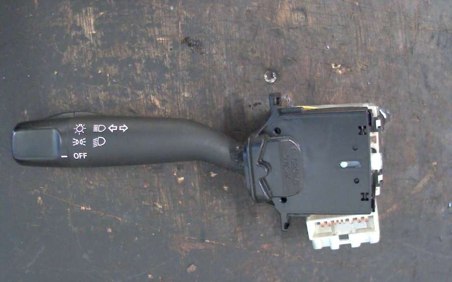 Bryter blink til Suzuki Grand Vitara, 1998-2005 (Type II)  (SUZUKI|)