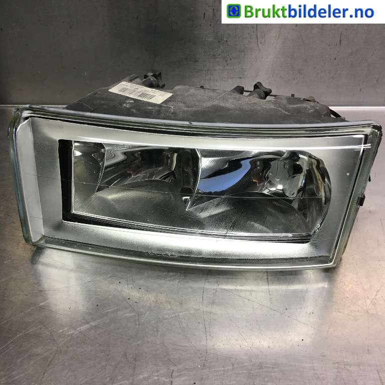Frontlykt venstre halogen til Iveco Daily 2000-2006 (Type III) (500307755||195D-T2)