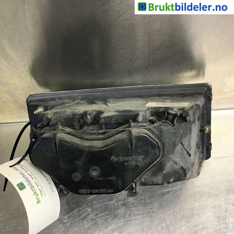 Frontlykt venstre halogen til Iveco Daily 2000-2006 (Type III) (500307755||195D-T2)