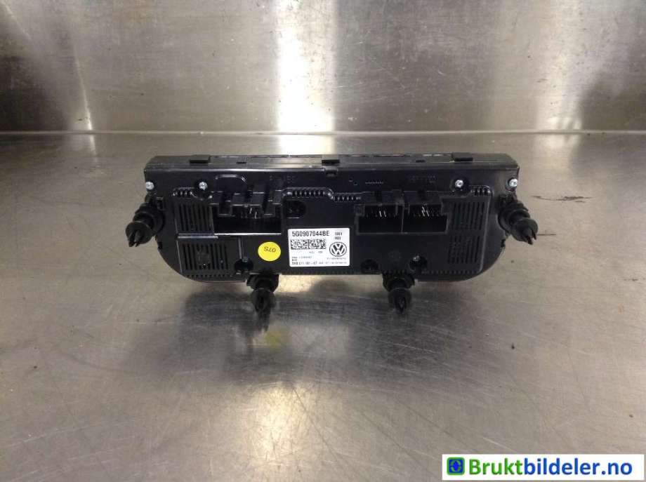 Varmeapparat betjening til VW Golf VII 2012-2017 (Fase 1)  (VOLKSWAGEN|5G0 907 044 BE|5HB 011 181-87|)