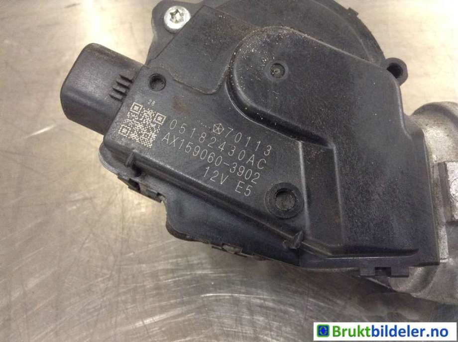 Viskermotor frontrute til Fiat 500 2008-2020  (FIAT|05182430AC|AX159060-3902|)