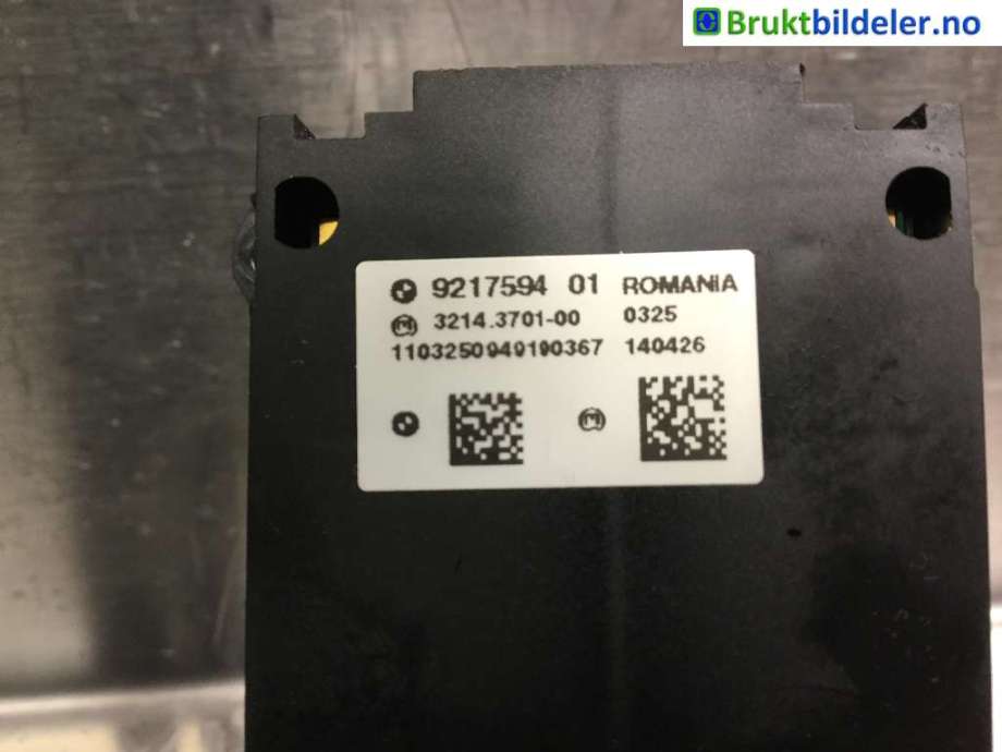 Bryter elektrisk håndbrekk/parkbrems til BMW 5-Serie 2010-2017 (F10/F11) (F10/F11) (BMW|9217594|3214.3701-01|)