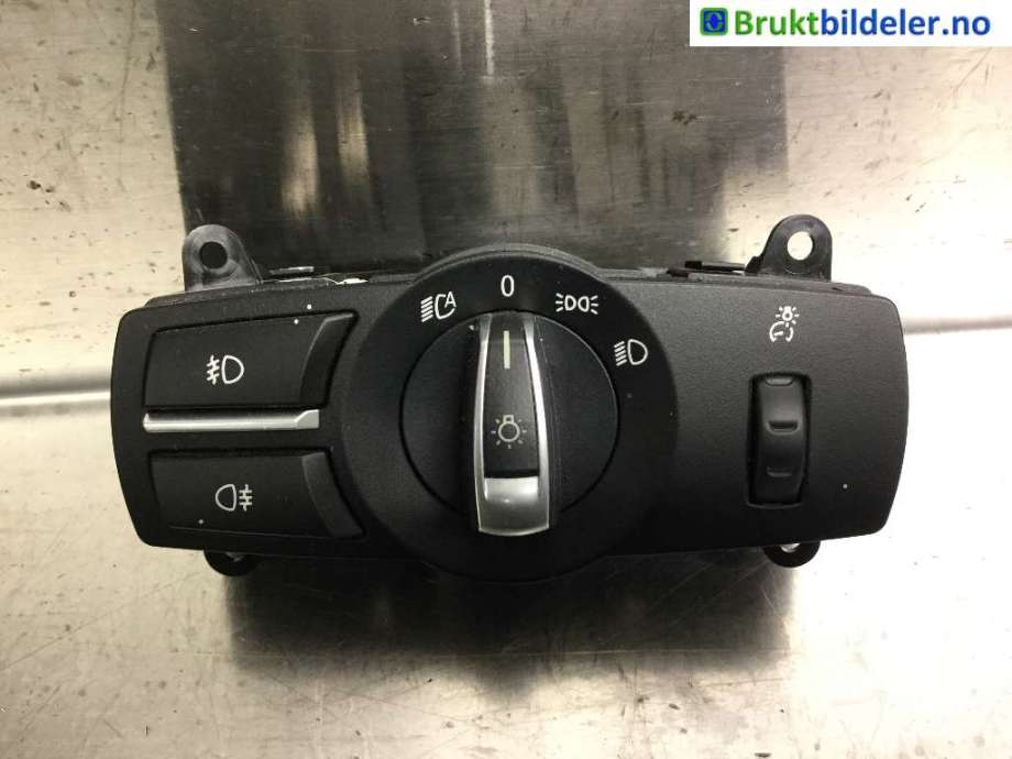 Bryter lys til BMW 5-Serie, 2010-2017 (F10/F11) (F10/F11) (BMW|9 192 744 03)