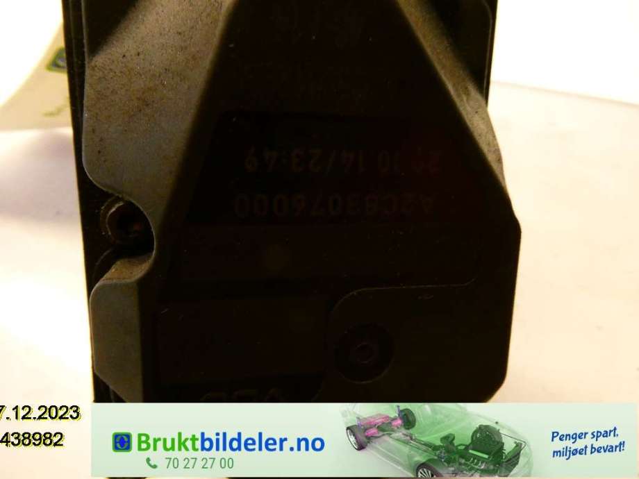 Spjeldhus til VW CC 2008-2012 (PASSAT CC) (PASSAT CC) (VOLKSWAGEN|A2C83076000|)