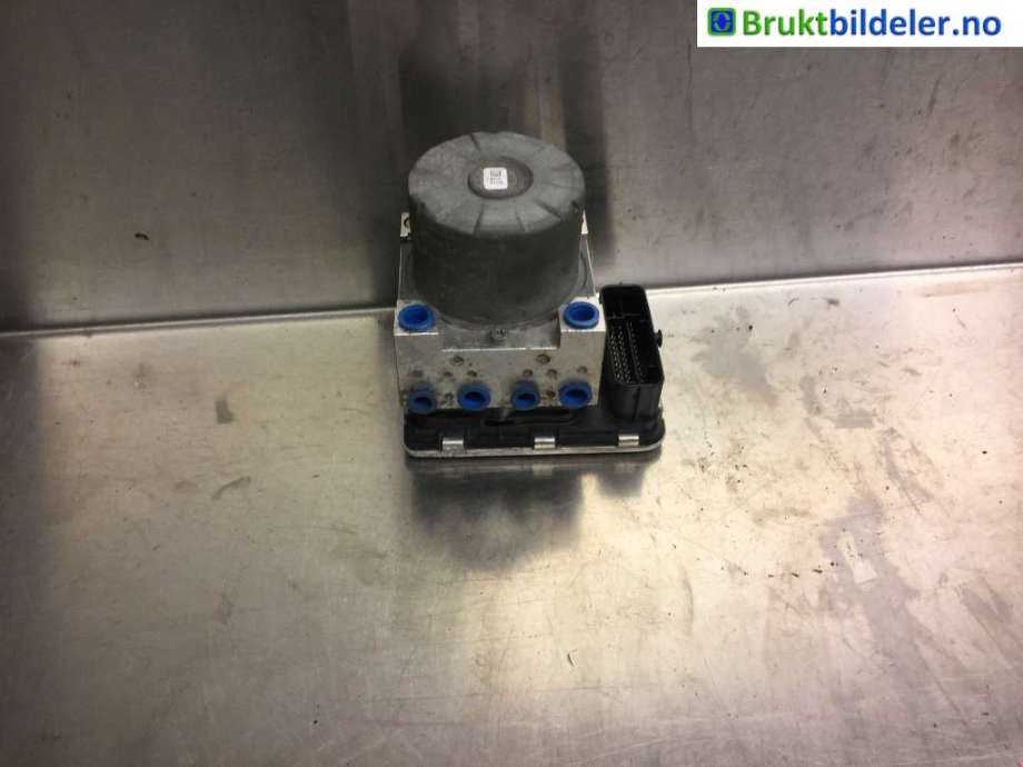 ABS sentral til VW Caddy, 2015-2020 (Type III, Fase 3)  (VOLKSWAGEN|7E0 907 379 P)