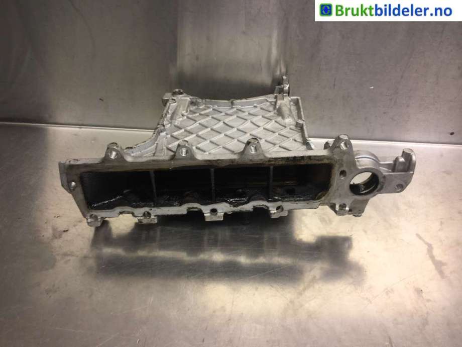 Intercooler til VW Caddy 2015-2020 (Type III, Fase 3)  (VOLKSWAGEN|04L 129 766 AQ|)