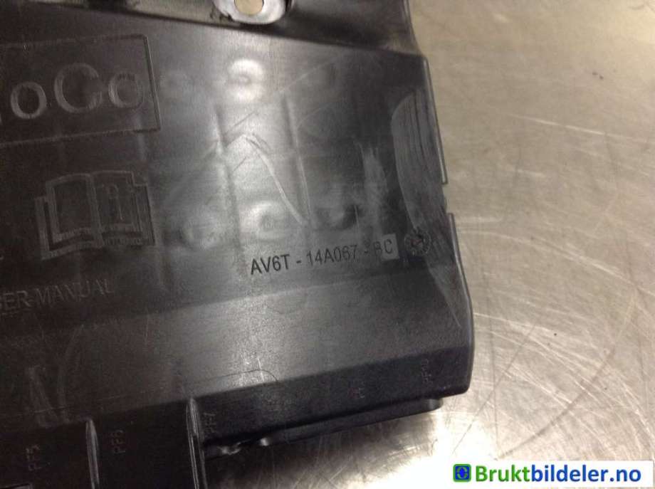 Sikringsboks til Ford Kuga 2013-2019  (FORD|AV6T-14A067-BC|)