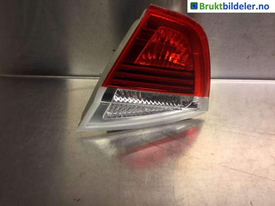 Baklykt høyre indre til BMW 3-Serie, 2005-2011 (E90/E91/E92/E93) (E90/E91/E92/E93) (BMW|63 21 6 937 460)