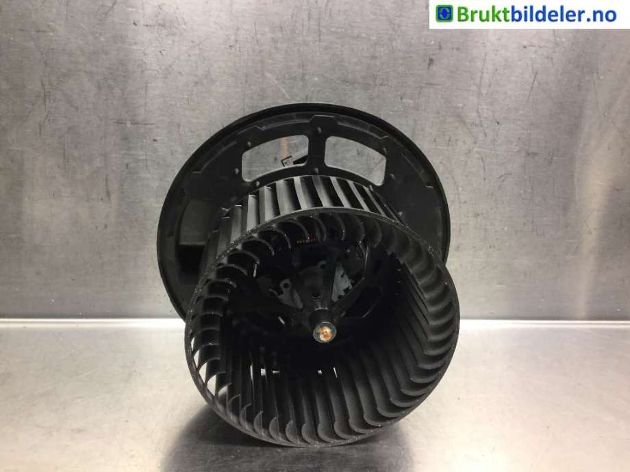 Varmeapparat motor til BMW 3-Serie 2005-2011 (E90/E91/E92/E93) (E90/E91/E92/E93) (BMW|64 11 9 227 670|)