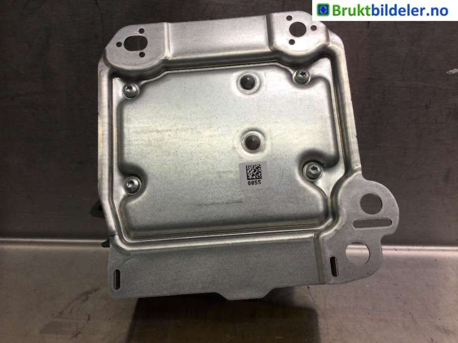 Airbag elektronikk til Mercedes A-Klasse 2012-2018 (W176) (W176) (MERCEDES|A 117 900 92 00|0 285 012 055|)