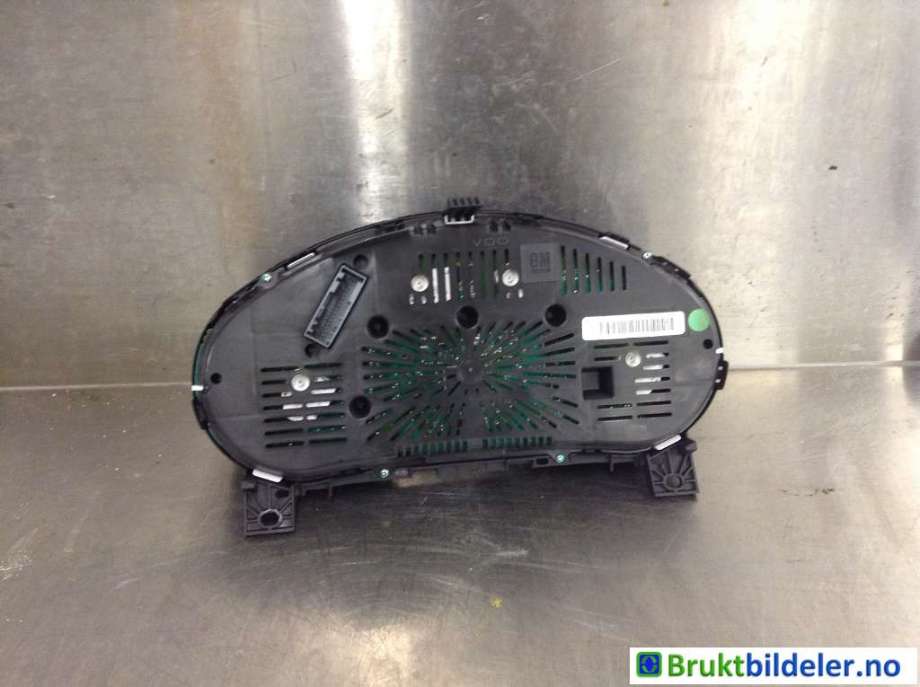 Instrumentpanel til Opel Insignia A 2009-2014  (OPEL|20970768|)
