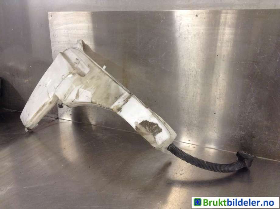 Spylertank til BMW X3 2010-2017 (F25) (F25) (BMW|61 66 7 255 827||7341926-01)