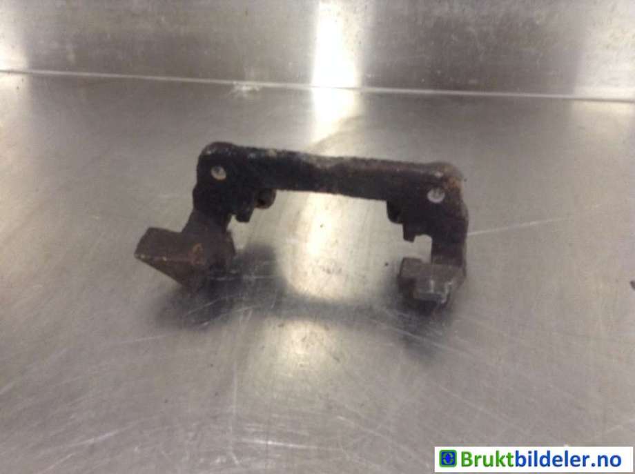 Bremsecaliper brakett til Peugeot 508, 2011-2014 (Type I, Fase 1) (PEUGEOT|4404 K9)