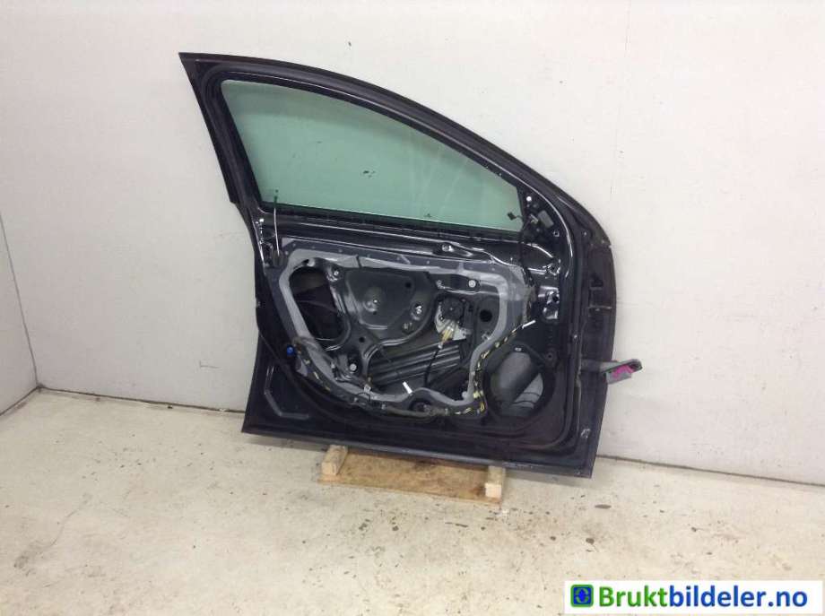 Dør venstre foran til Opel Insignia A 2009-2014 (OPEL|20985682||39062233)