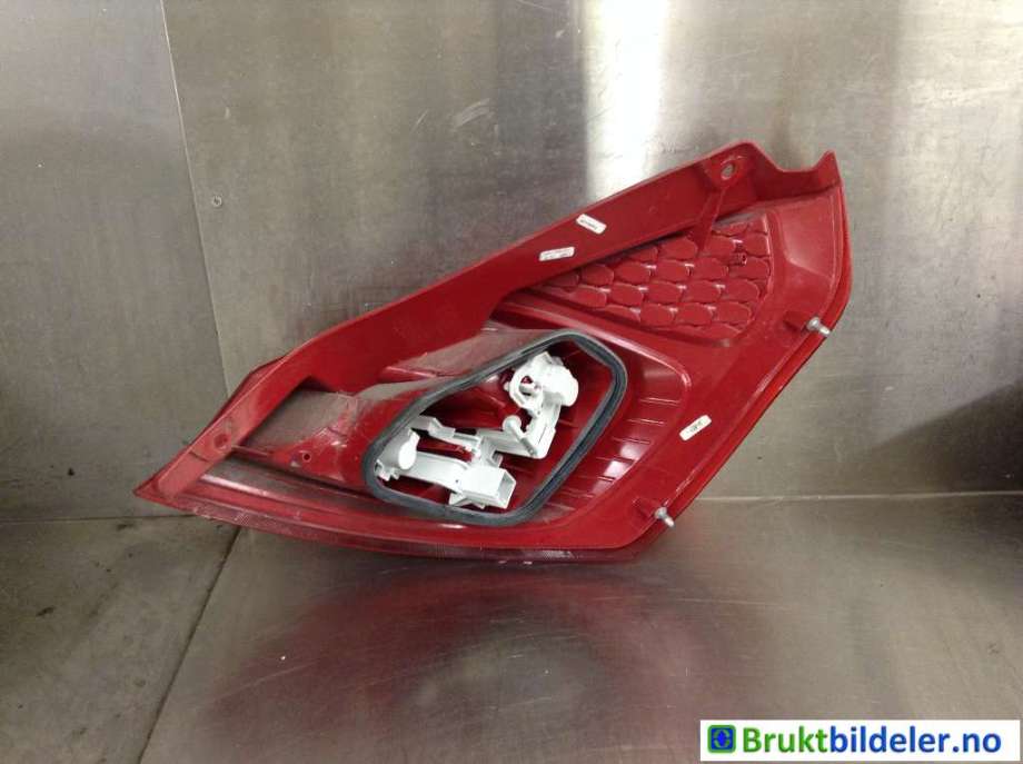 Baklykt venstre til Ford Fiesta 2008-2012 (Type VI, Fase 1) (FORD|8A61-13405-AE|)