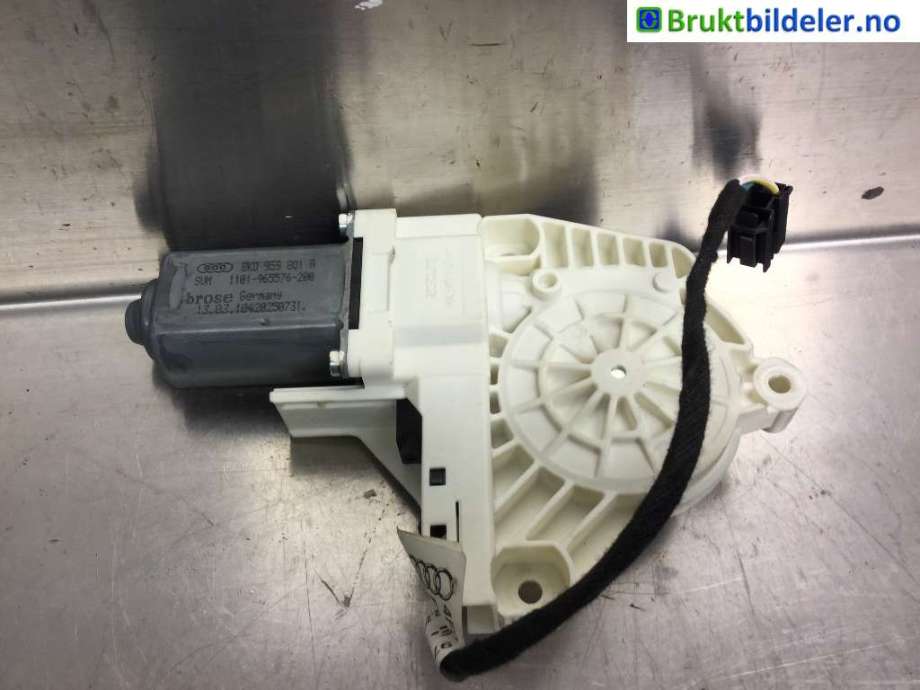 Ruteheis venstre foran til Audi A6, Allroad 2008-2011 (Type II, Fase 2) (C6) (C6) (AUDI|4F0 959 801 A|)