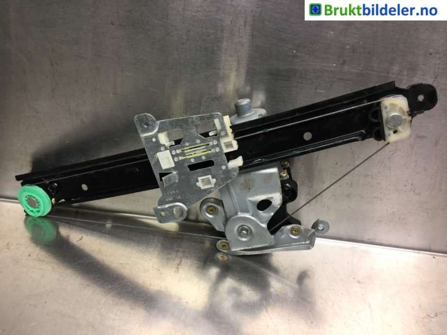 Ruteheis til Volvo S60 2000-2004 (Type I, Fase 1)  (VOLVO|119-970-XXX|)