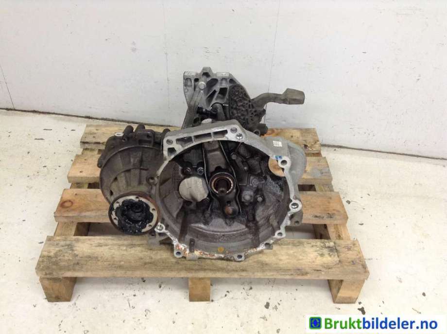 Girkasse manuell til VW Caddy, 2015-2020 (Type III, Fase 3)  (VOLKSWAGEN|)