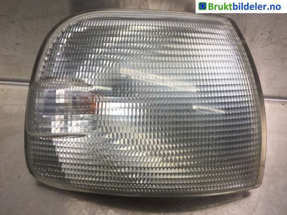 Blinklykt høyre til VW Transporter / Caravelle, 1990-2003 (T4) (T4) (VOLKSWAGEN|7D0 953 042 F)