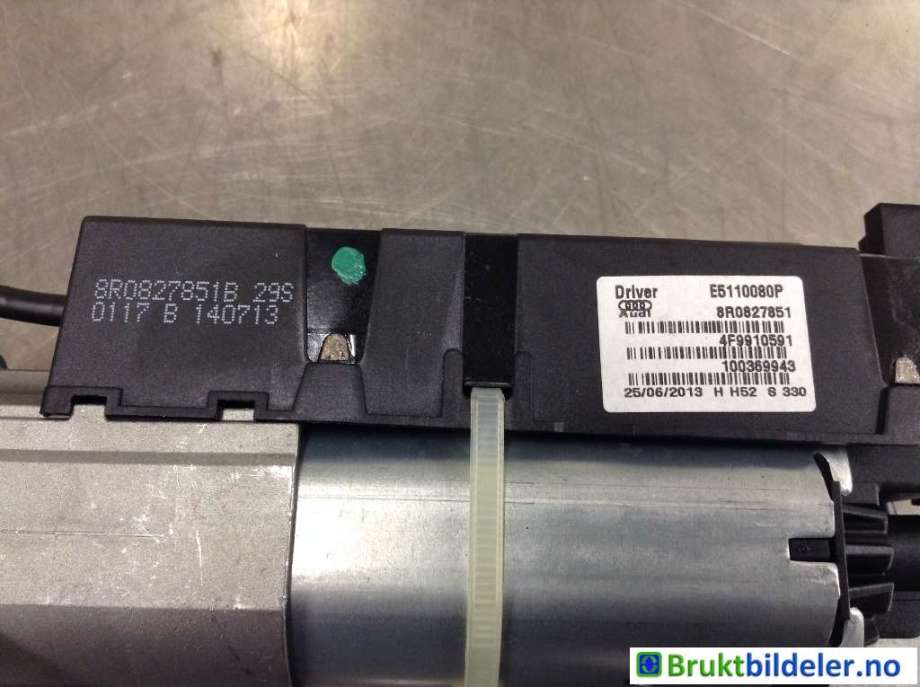 Baklukeåpner motor til Audi Q5 2012-2017 (Type I, Fase 2)  (AUDI|8R0 827 851 B|)