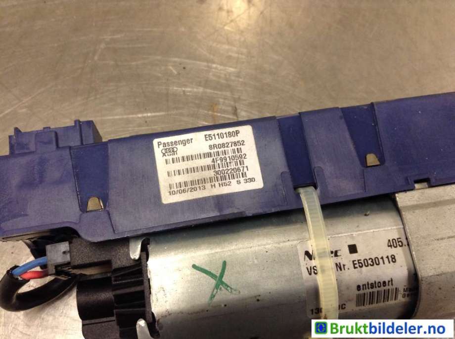 Baklukeåpner motor til Audi Q5 2012-2017 (Type I, Fase 2)  (AUDI|8R0 827 852 B|)