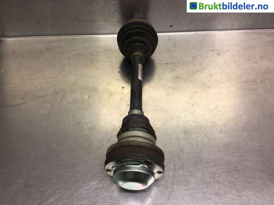 Drivaksel venstre foran til VW Caddy 2010-2015 (Type III, Fase 2)  (VOLKSWAGEN|2K3 407 271 B|)
