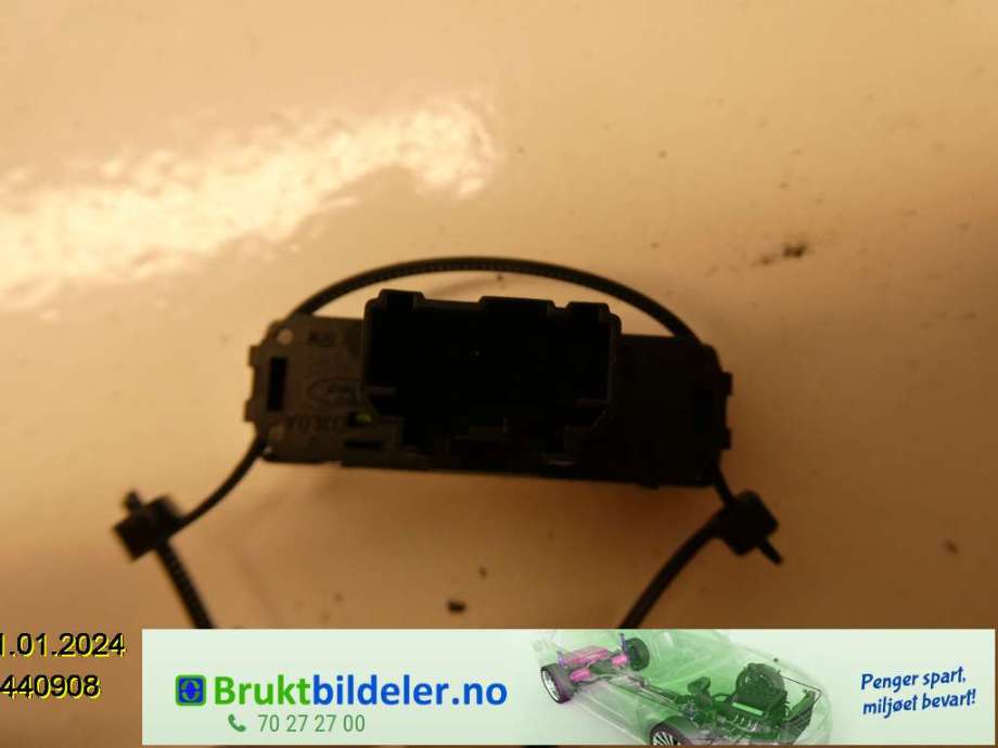 Bryter nødblink til Ford S-Max 2006-2010 (Type I, Fase 1) (FORD|6M2T13A350 AA|)